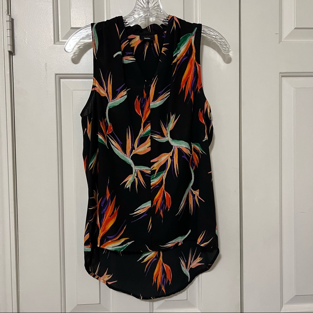 LAST CHANCE 🌿 Mossimo XS Tropical Bird of Paradise Top 🌿